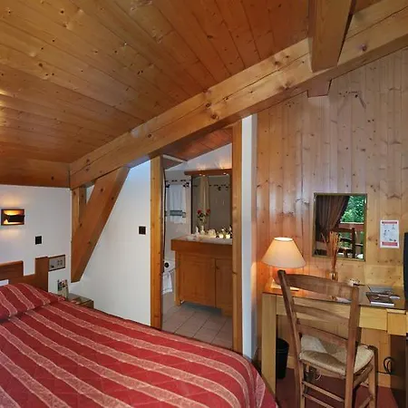 Hotel La Prairie 3*